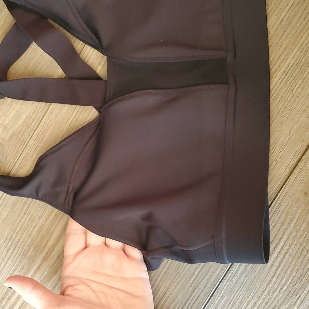Brooks Black V-Neck Support Sports Bra - Picture 3 of 6